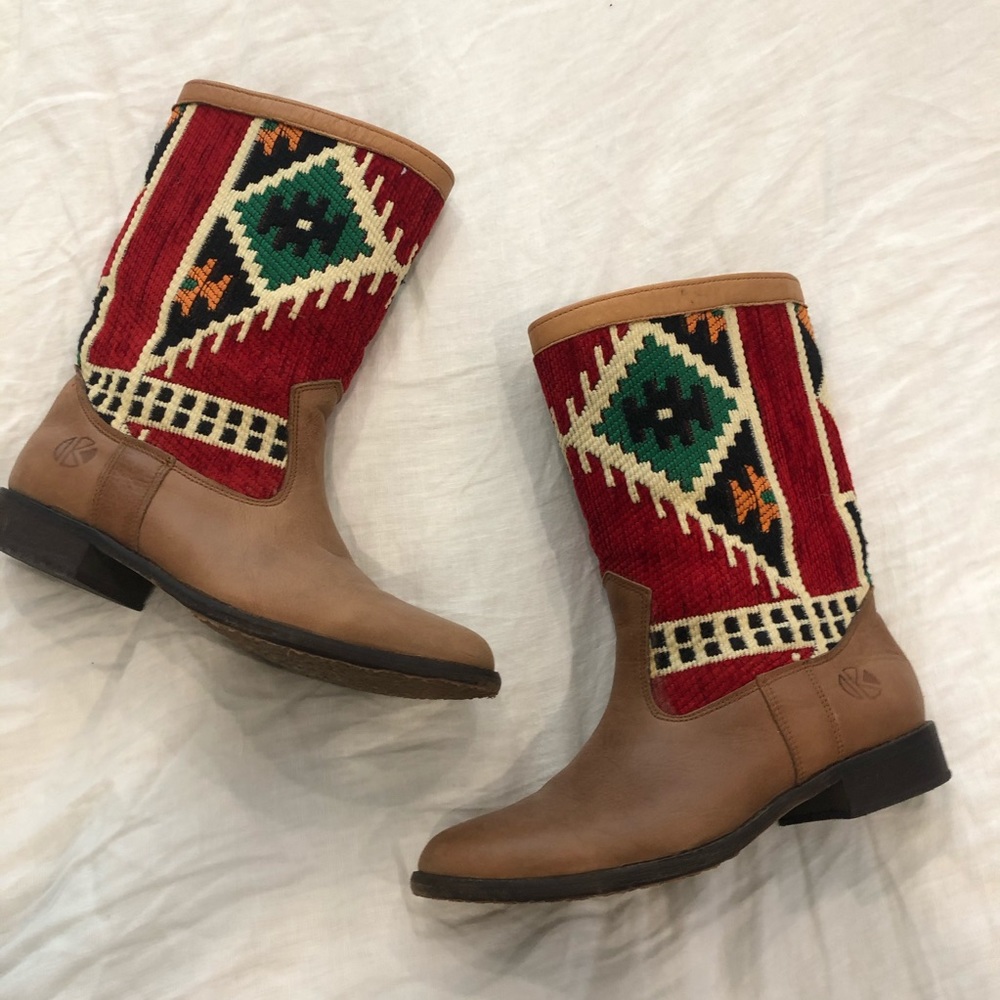 Kiboots. Kindred Spirits.